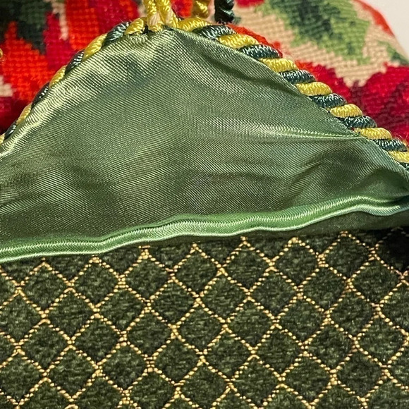 Christmas Poinsettia Stocking Cotton Wool Blend Green Rope Tassel - Picture 5 of 6